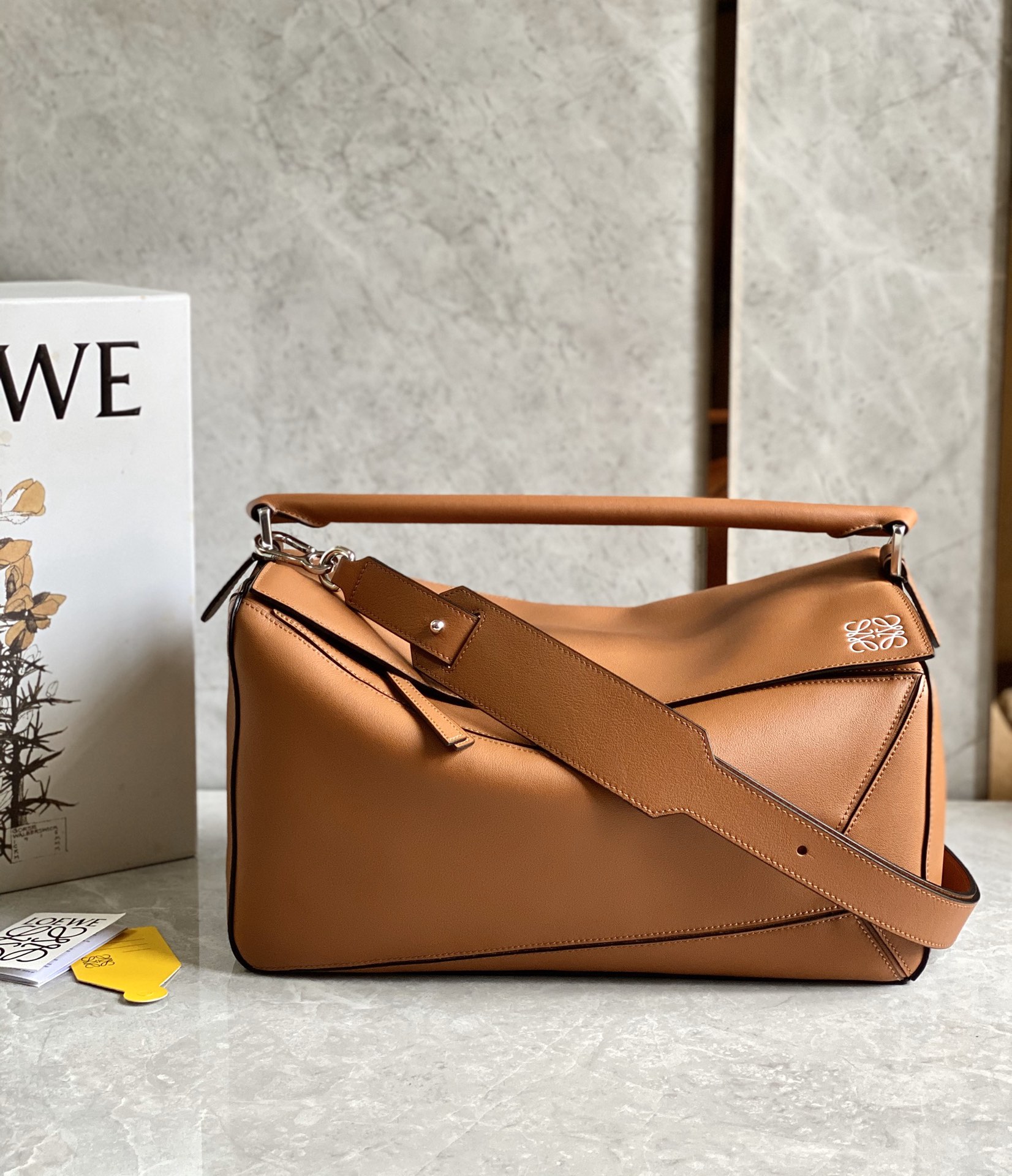 Loewe Large Puzzle Bag in Classic Calfskin Warm Desert